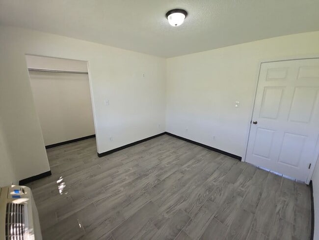 Building Photo - 126 Alton Ave