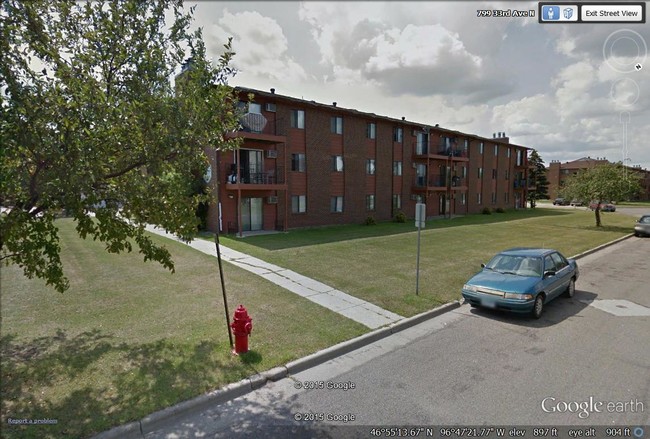 Building Photo - Britannia Village
