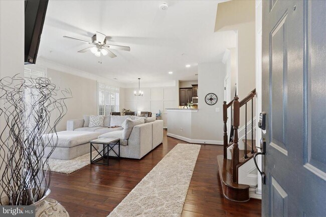 Foto del edificio - 42616 Hardage Terrace