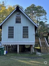 Building Photo - 190 Chipola St