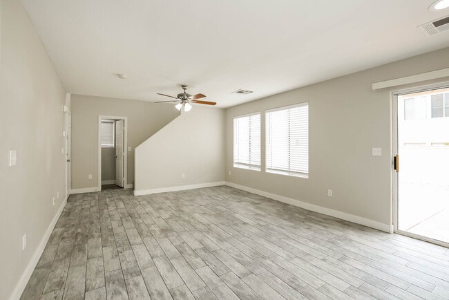Building Photo - 9466 Havasu Canyon Ave