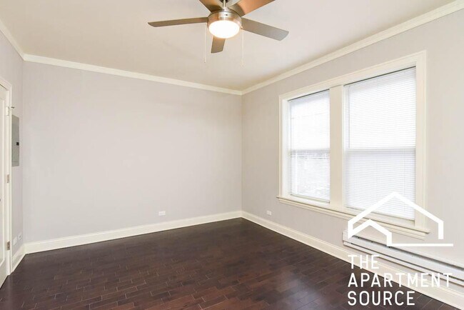 Foto del edificio - 640 W Wrightwood Ave