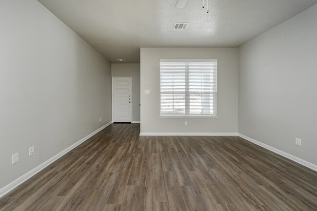 Building Photo - 1115 Trellis Pass