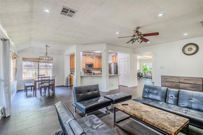 Foto del edificio - 19402 Bear Meadow Ln