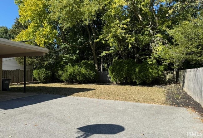 Building Photo - 924 Carrolton Blvd