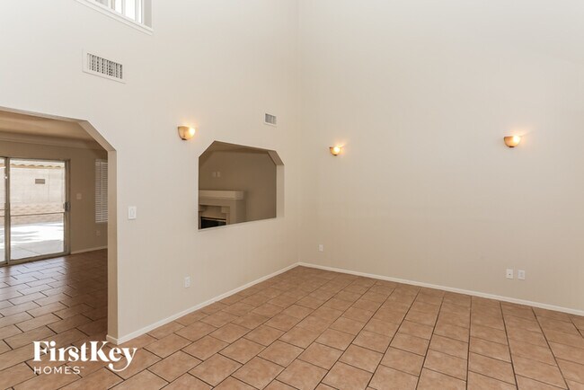 Foto del edificio - 1673 Black Hills Way