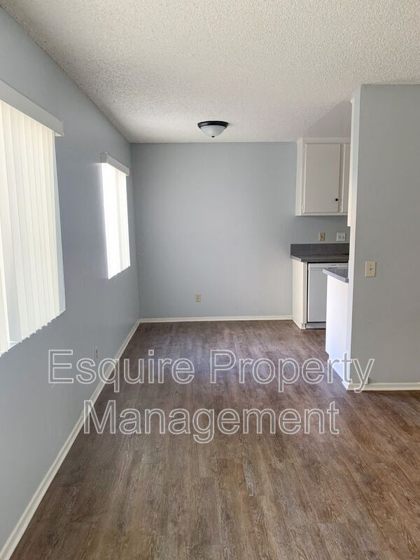 Foto del edificio - 1940 Los Feliz Dr