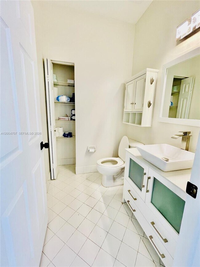 Foto del edificio - 4006 NE 20th St