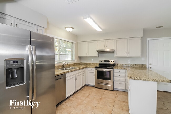 Foto del edificio - 2315 E Harmony Ave