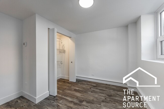 Photo - 941 W Carmen Ave (Chicago, IL) Apartment