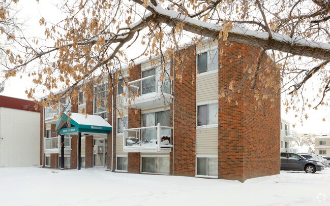 Photo du bâtiment - Somerset Apartments