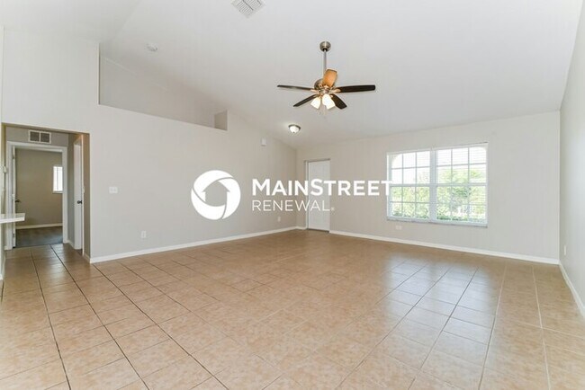 Foto del edificio - 3 Bedroom Pet-Friendly Home in Cape Coral,...