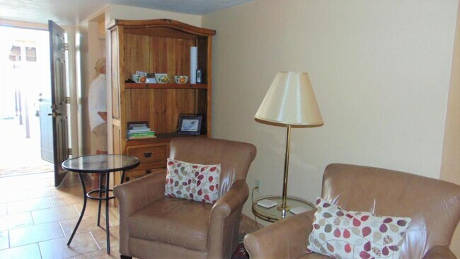 Building Photo - 1356 S Desert Meadows Circle