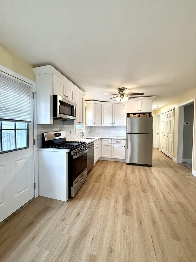 Foto del edificio - 343 Kelly Ave