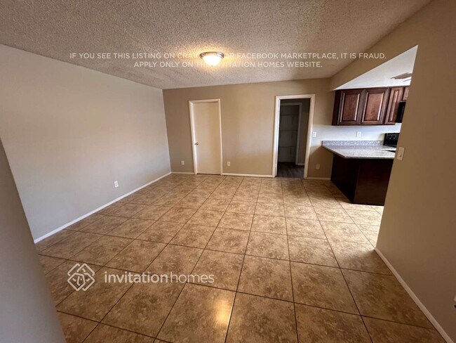 Building Photo - 4523 W Cheryl Dr