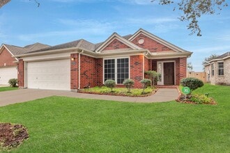 Building Photo - 2911 Ashbrook Ln