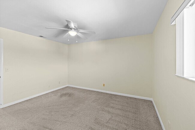 Foto del edificio - Oceanfront 2 Bedroom Condo with Stunning Views