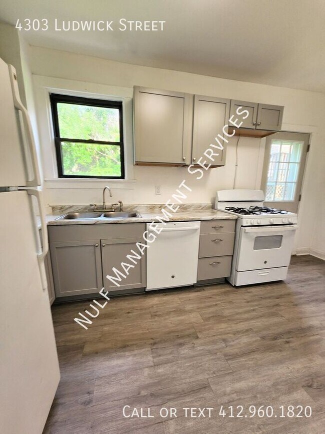 Foto del edificio - 4303 Ludwick St