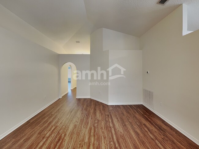 Building Photo - 65074 Lagoon Forest Dr