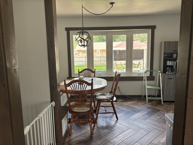 Foto del edificio - 2620 Walnut Ln