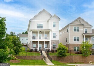 Building Photo - 831 Corsiglia Farm