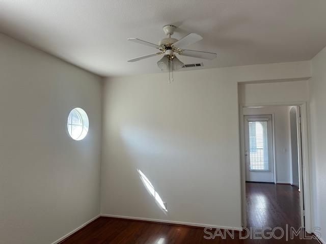Foto del edificio - 2722 Castlehill Rd