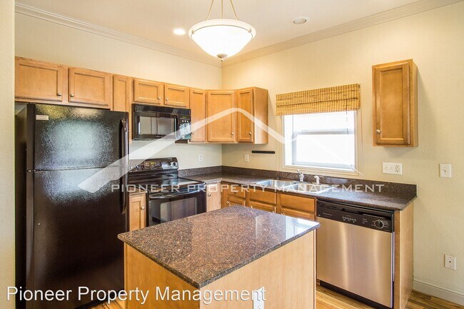 Building Photo - 2 br, 1 bath House - 4429 Quitman St