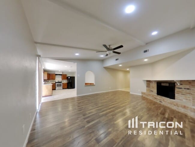 Building Photo - 5107 Dunnethead Dr