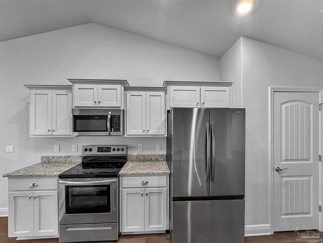 Building Photo - 5683 Montauk Way