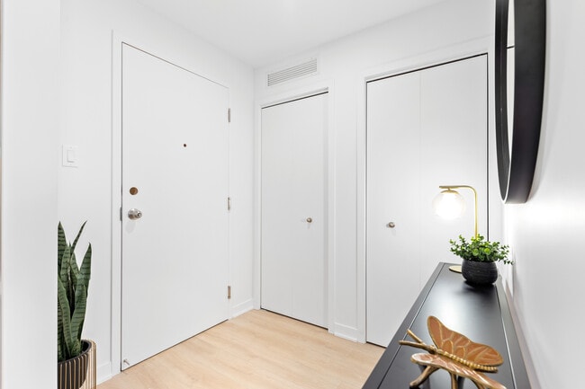 Building Photo - Eolia Apartments