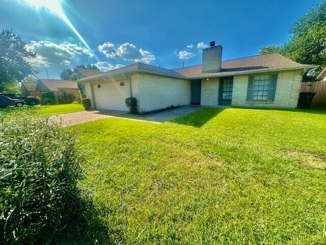 Foto del edificio - 7830 Lumber Jack Dr