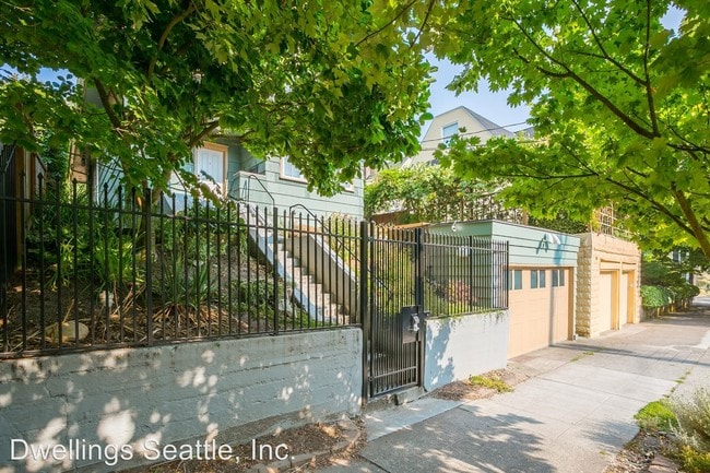 Building Photo - 108 11th Ave