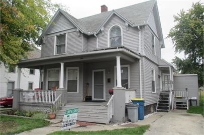Primary Photo - 108 E 6th St