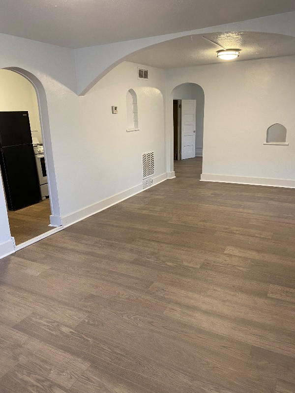 Foto del edificio - 511 W 17th St