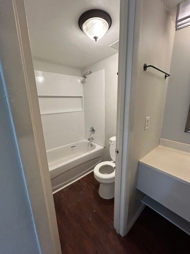 Building Photo - Brandy Wine Rental