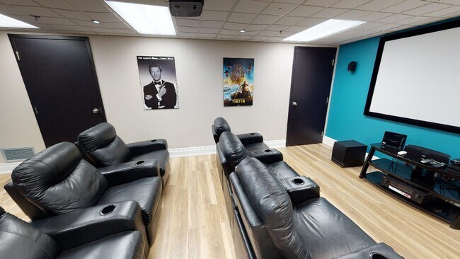 Building Photo - Silvercreek Parkway