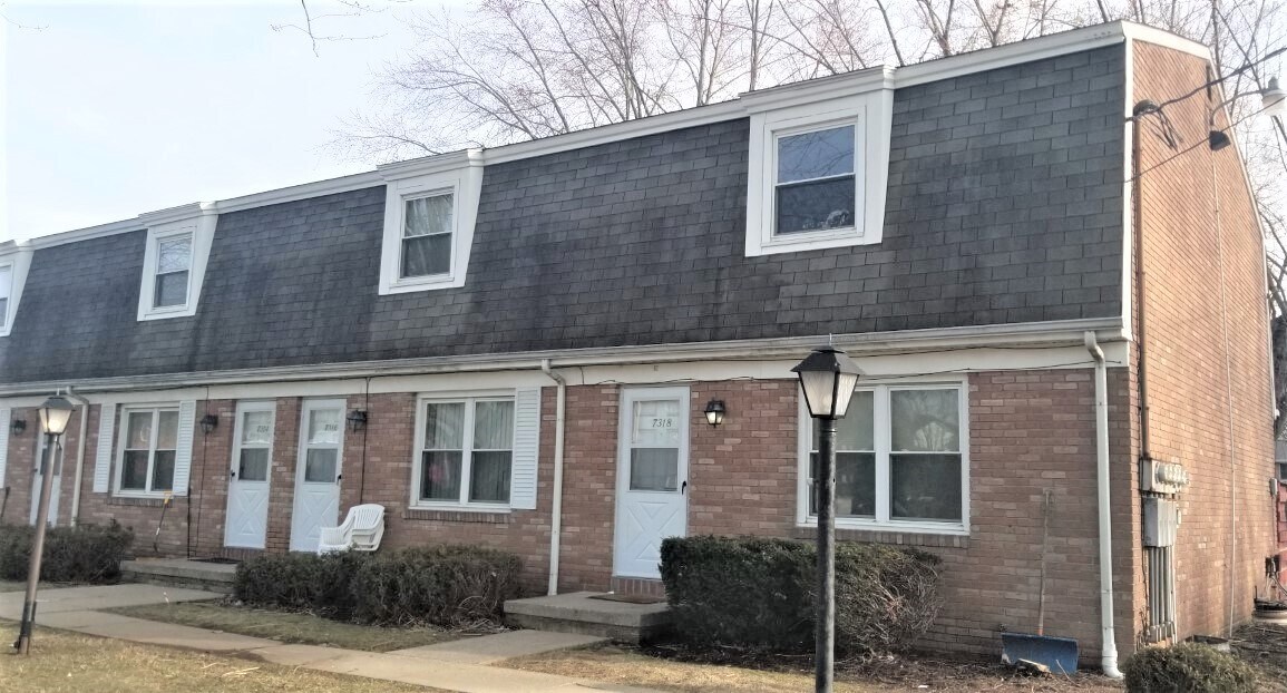 Foto principal - 7316 Portage St NW