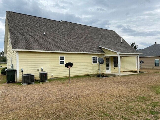 Foto del edificio - 178 White Oak Drive