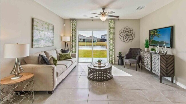 Foto del edificio - Spacious 5-Bed Retreat with Granite Elegance in Lakewood Ranch