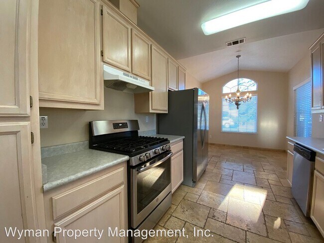 Building Photo - 3 br, 2 bath House - 7 Michael Way