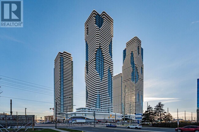 Photo du bâtiment - 8 Interchange Wy