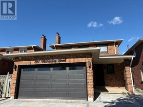 Building Photo - 167 Mathewson St