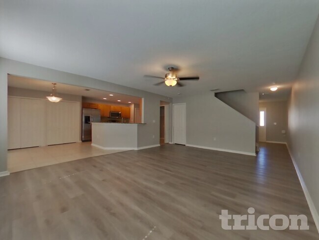 Building Photo - 3423 98th St E