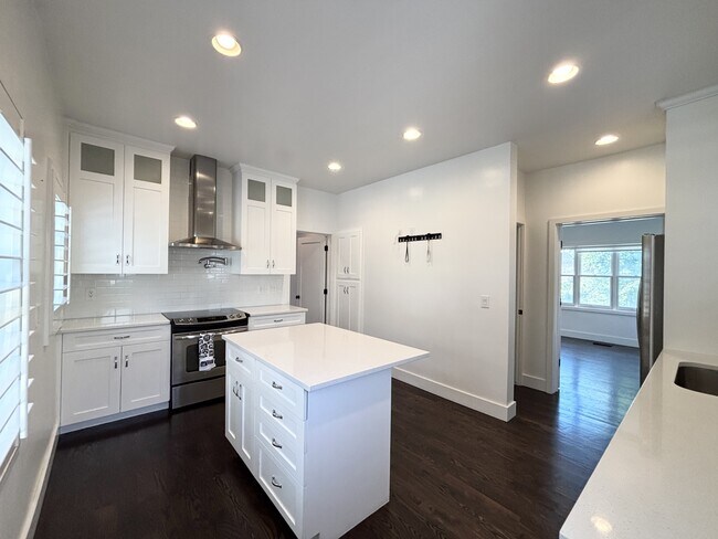 Foto del edificio - 77 Hillside Ave