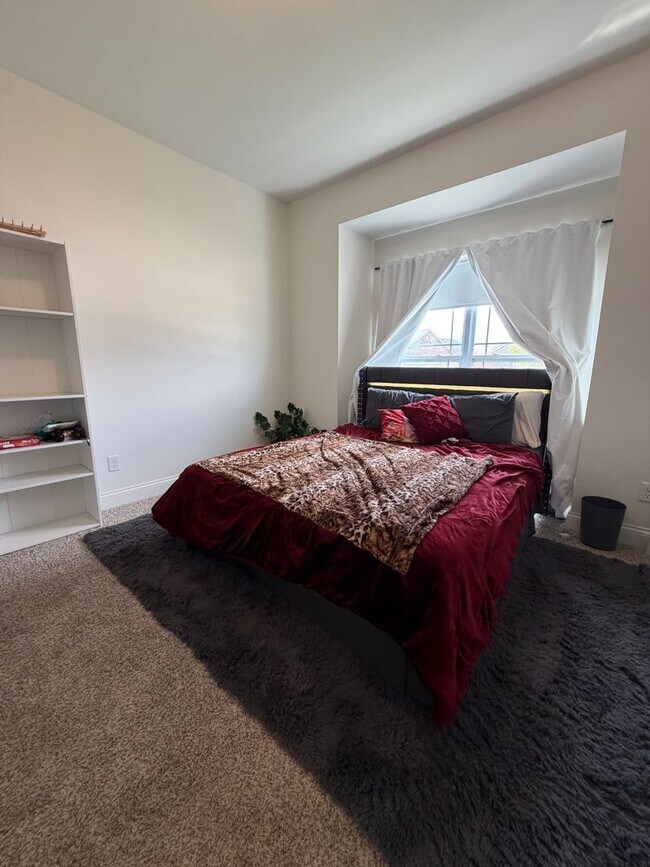 Foto del edificio - 1204 Yeats Ct