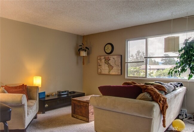 Foto del edificio - 17207 NE 45th St