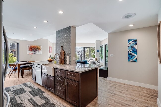 Photo - Beautiful 2 Bed, 2 Bath Rental Condo in Portland Goose Hollow neighborhood!