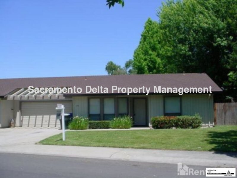 Primary Photo - Pocket Area Duplex Great Location!