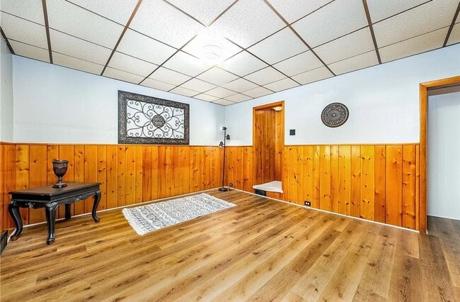Building Photo - Beaver - 3 bed 1 Bath - Home for rent