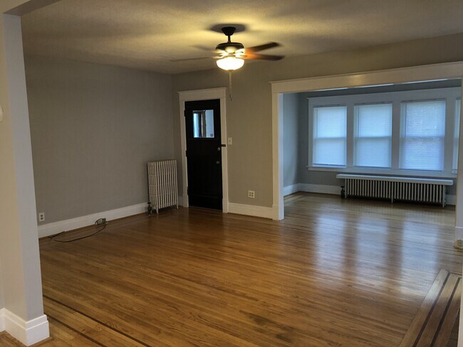 Building Photo - 291 North Dr
